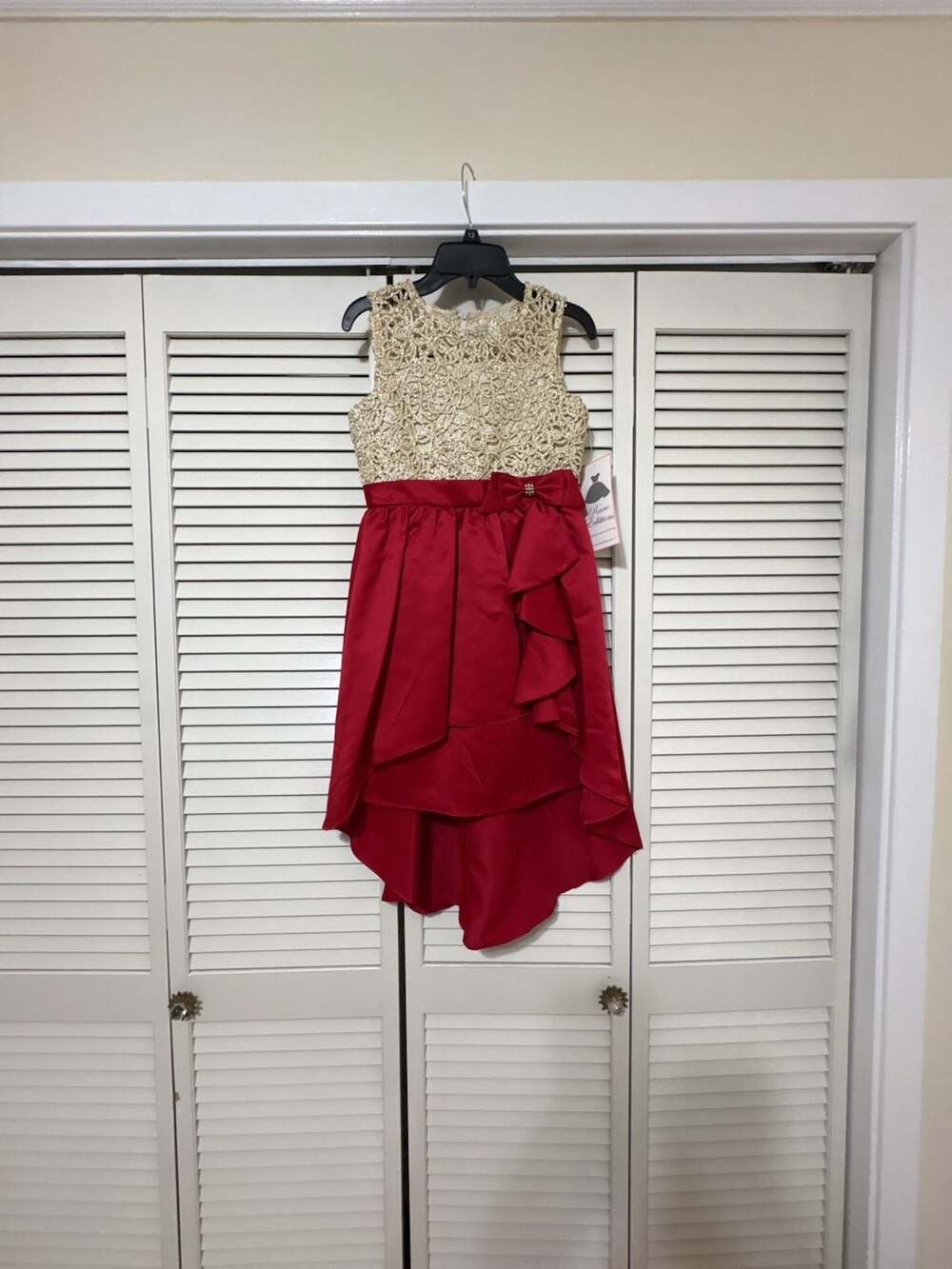 Rare Editions Cascade Bow Dress Size 12 Gold Red Lace Hi-Low Holiday